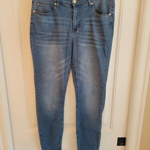 Classic Blue Womens Tahari Roll Cuff Jeans